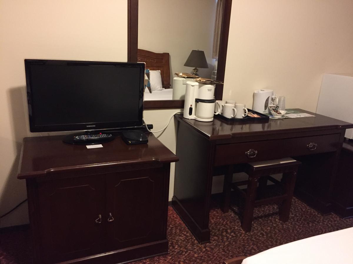 Spring Villa Hotel ハリソン・ホット・スプリングス エクステリア 写真